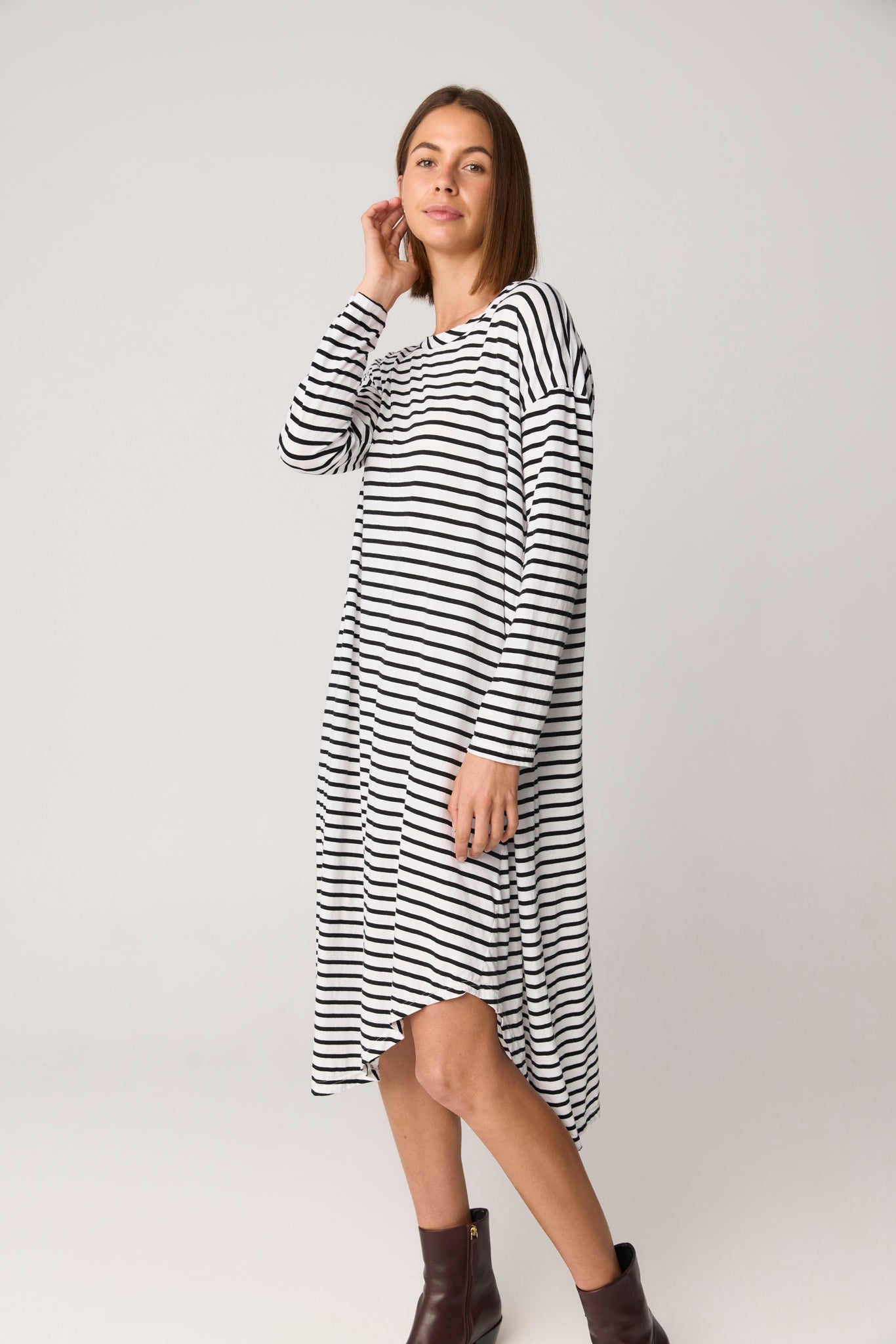 PIQI DRESS - BLACK & WHITE