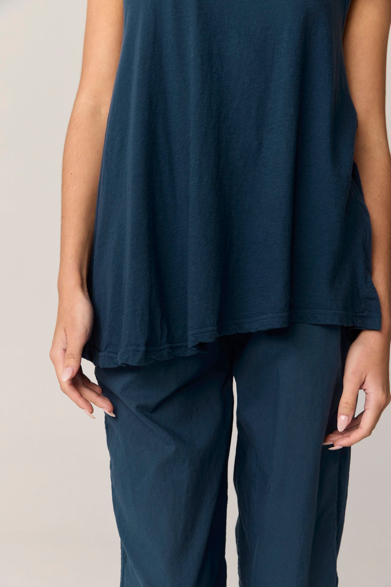 VERY TANK - DARK NAVY