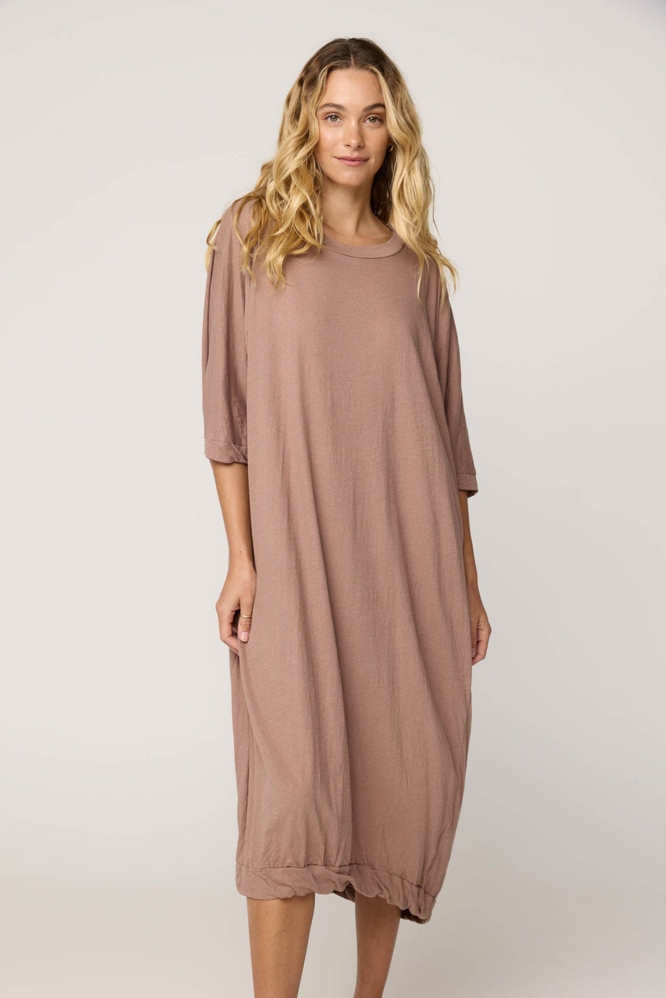 SANDY DRESS - TAUPE