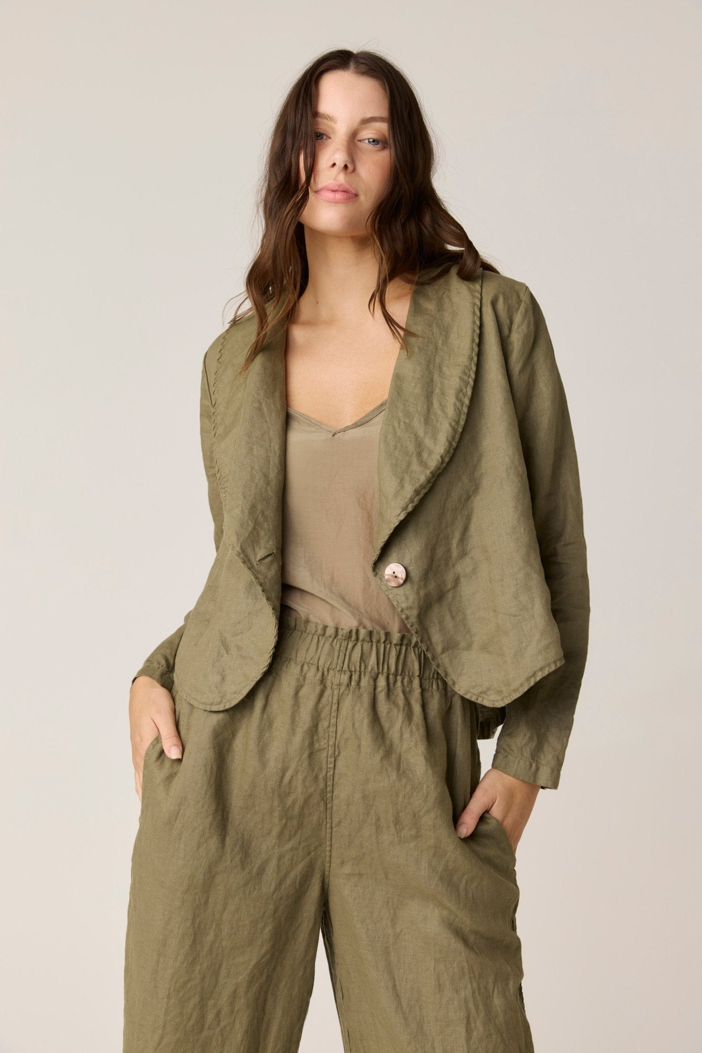 BOX JACKET - MOSS (PRE - ORDER) - Primness