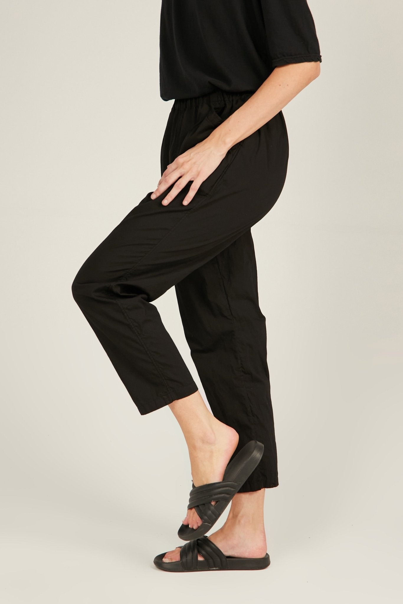 DENNI PANT - NOIR (PRE-ORDER) - Primness