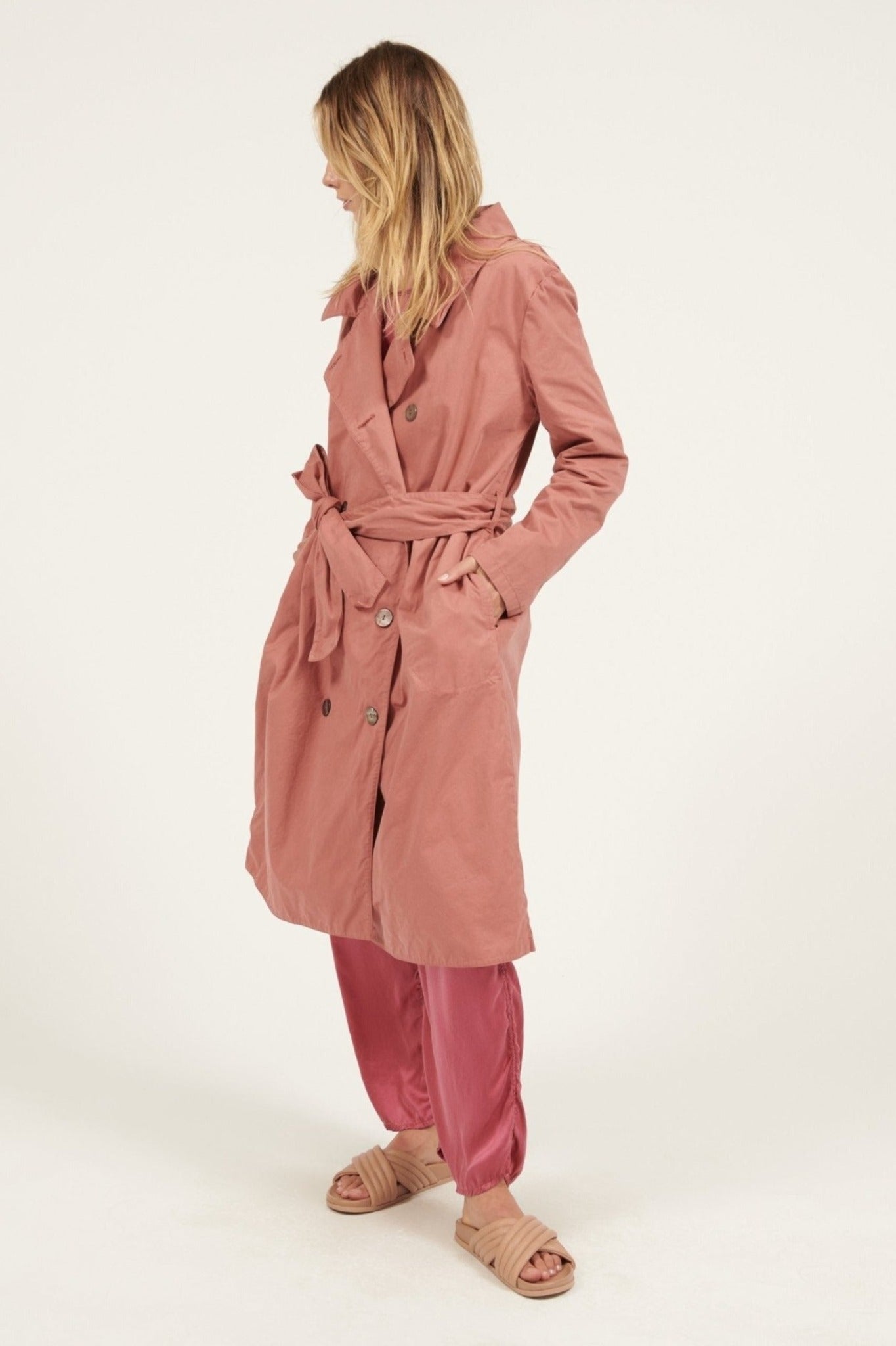 ENTRENCHED TRENCH - OUTBACK - Primness