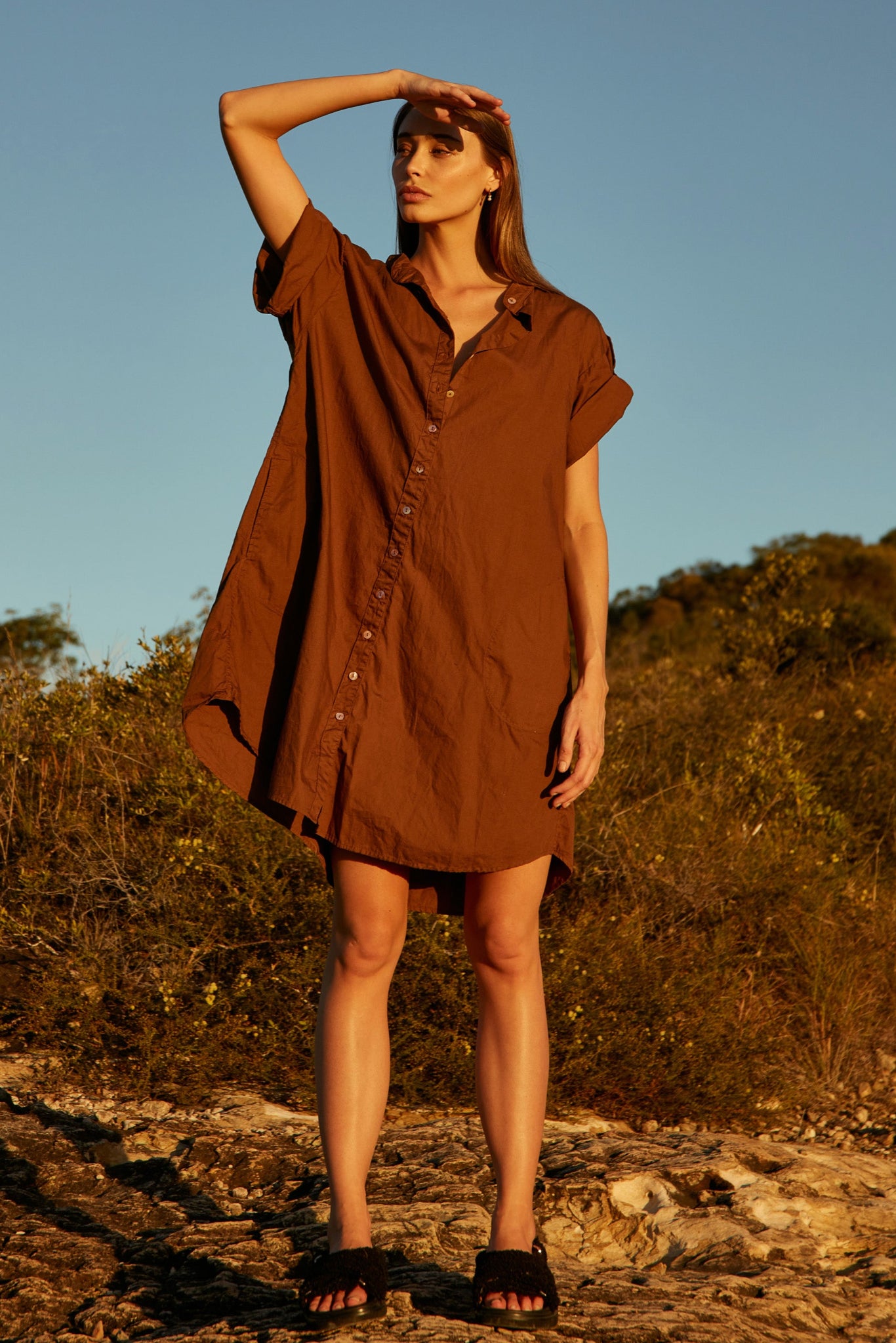 GOPPI DRESS - COFFEE