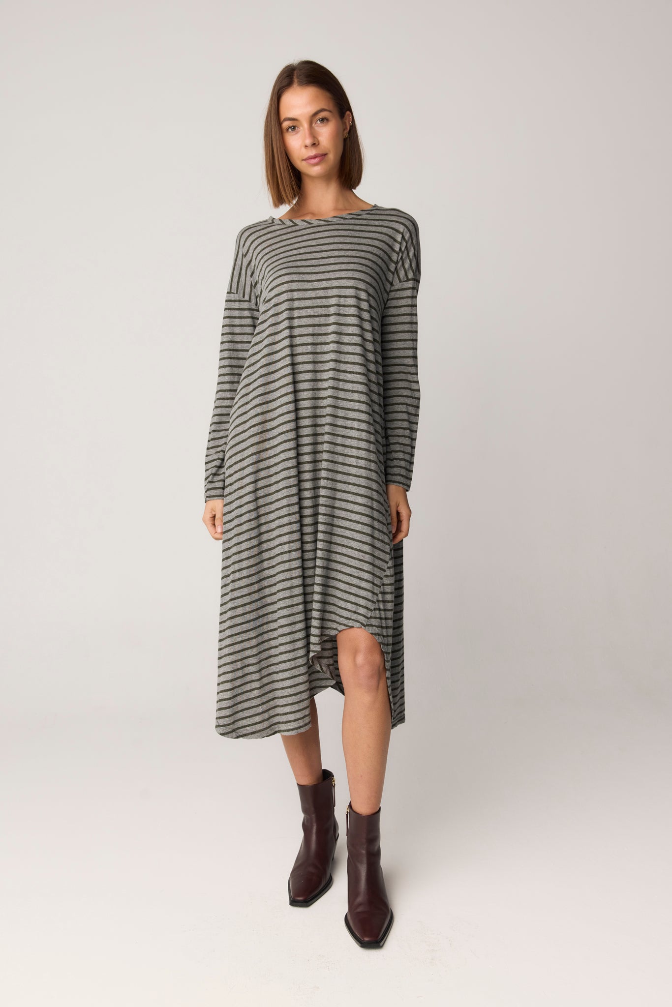 PIQI DRESS - GREY & MOSS