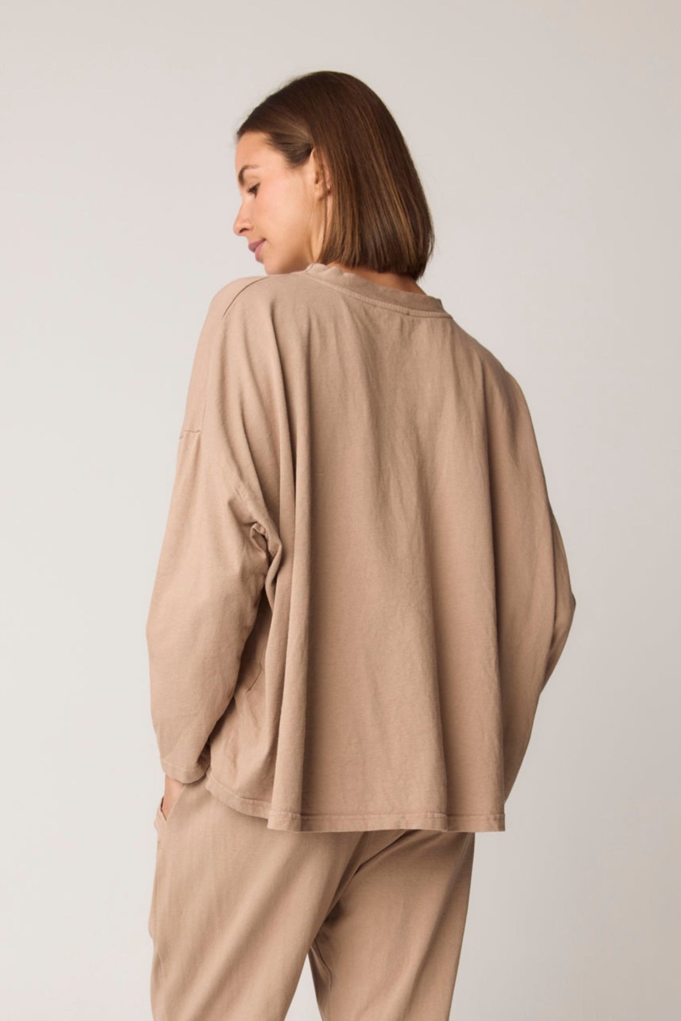 KIKI TOP - DUSTY OAT