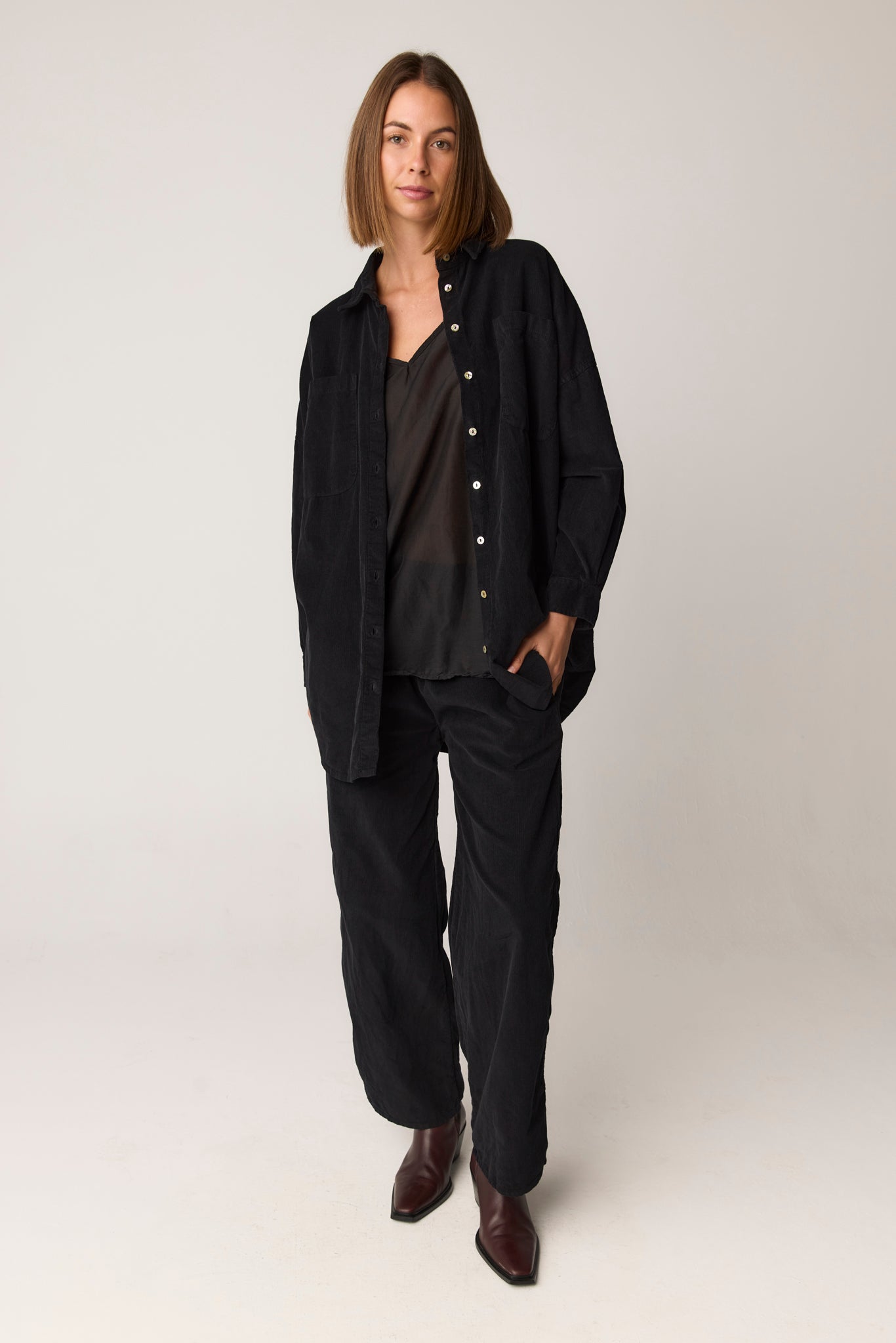PENNY SHACKET - NOIR