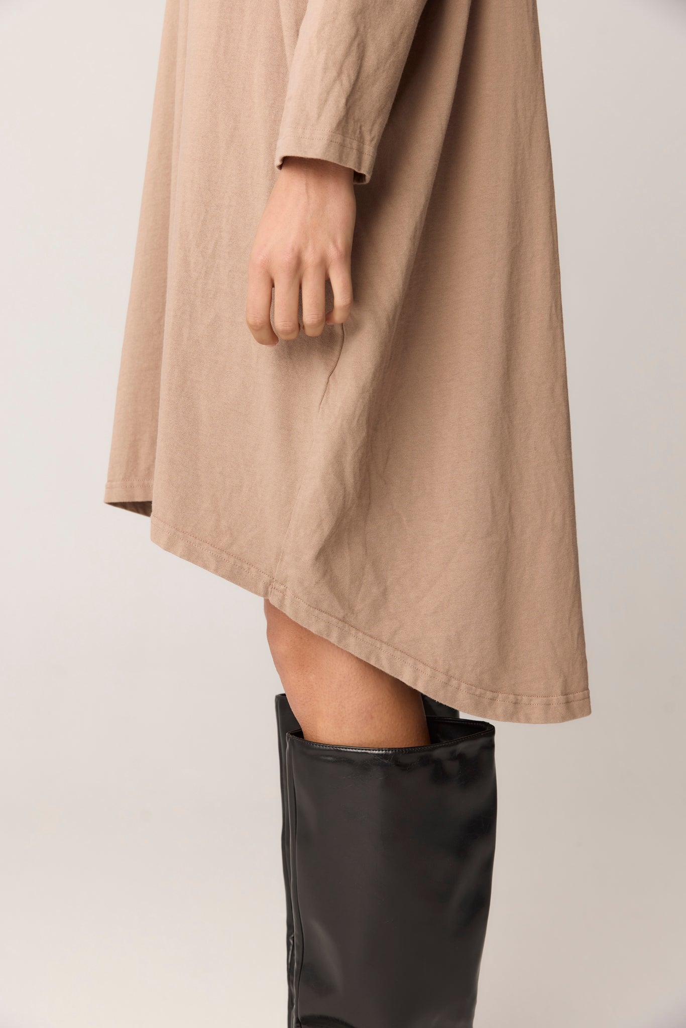 KIKI DRESS - DUSTY OAT