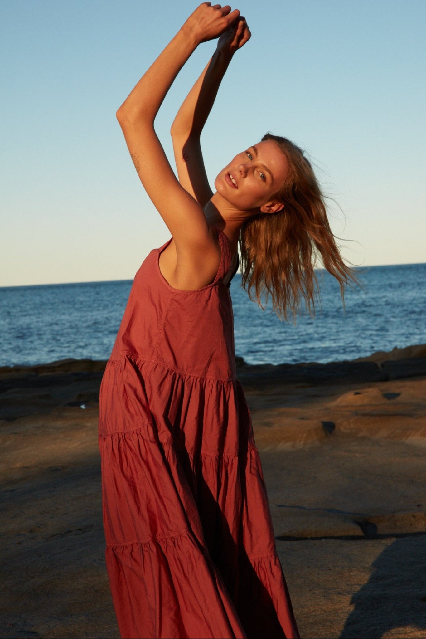 MAGIC SUNDRESS - TAWNY